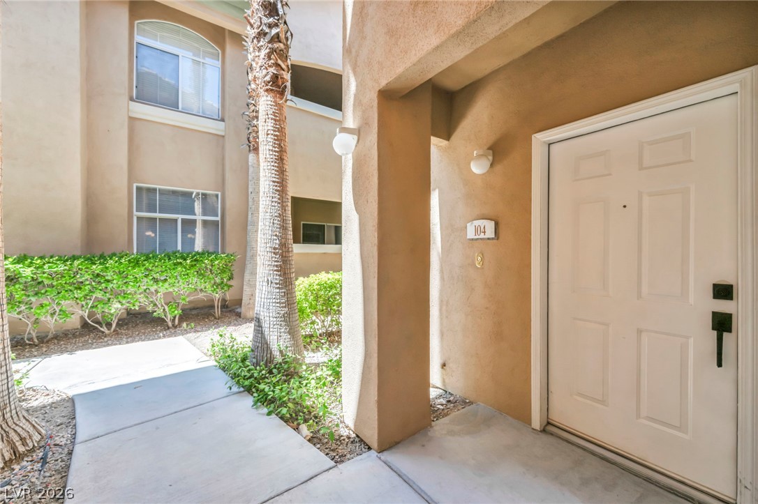 1708 Sky Of Red Drive 104 Las Vegas NV 89128