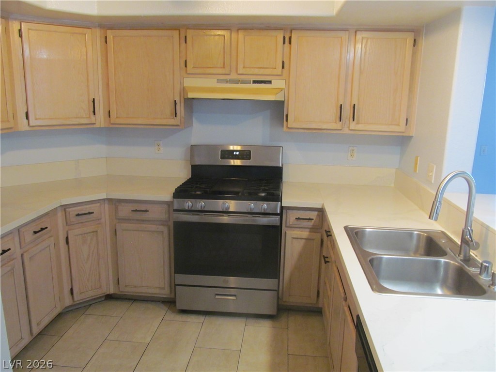 7950 West Flamingo Road 2048 Las Vegas NV 89147
