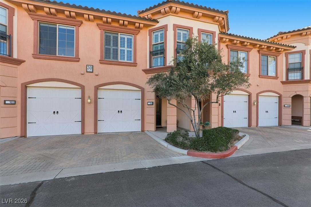 30 Via Vasari 104 Henderson NV 89011