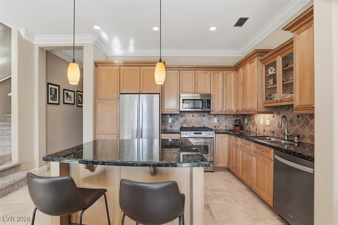 30 Via Vasari 104 Henderson NV 89011