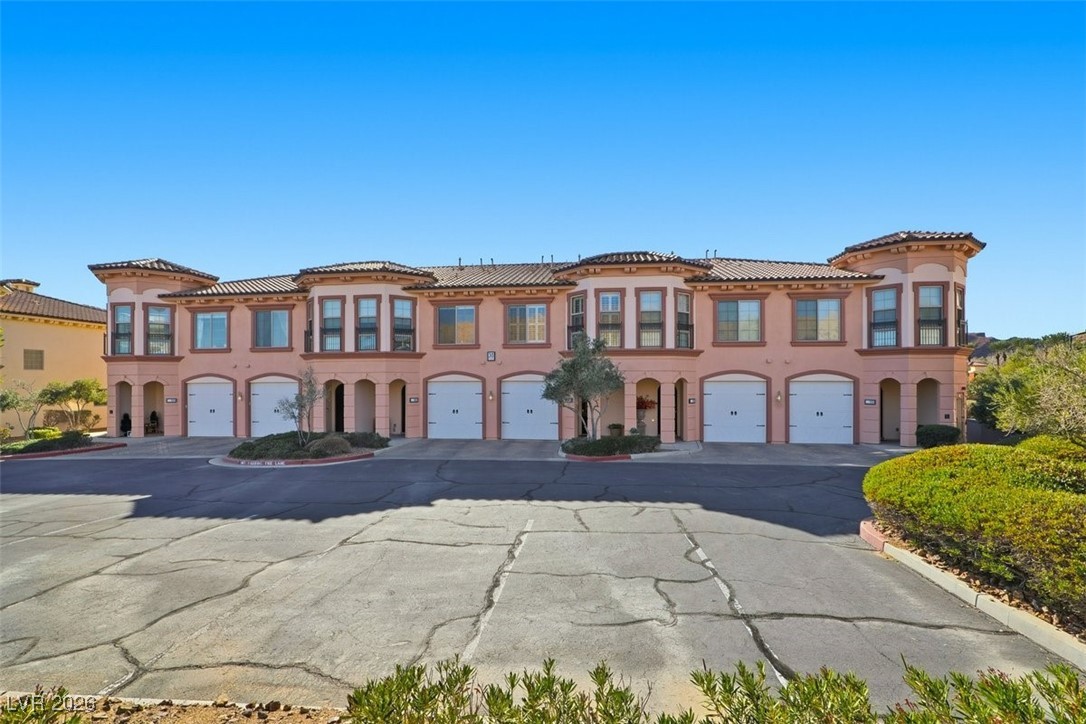 30 Via Vasari 104 Henderson NV 89011