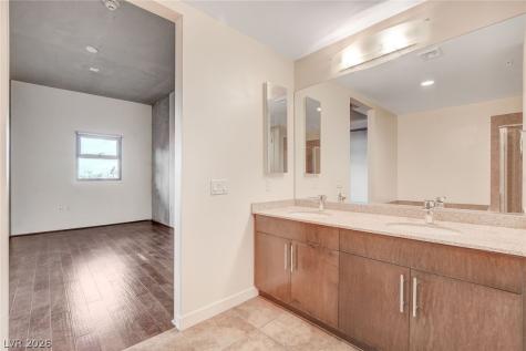 353 East Bonneville Avenue 181/281 Las Vegas NV 89101