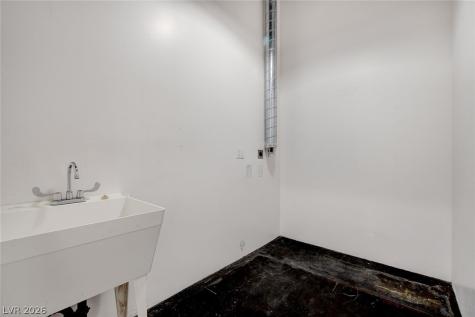 353 East Bonneville Avenue 181/281 Las Vegas NV 89101