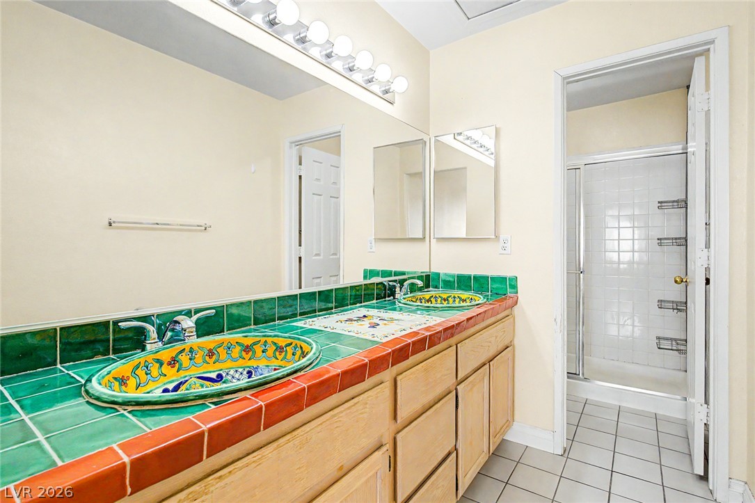 2725 South Nellis Boulevard 2068 Las Vegas NV 89121