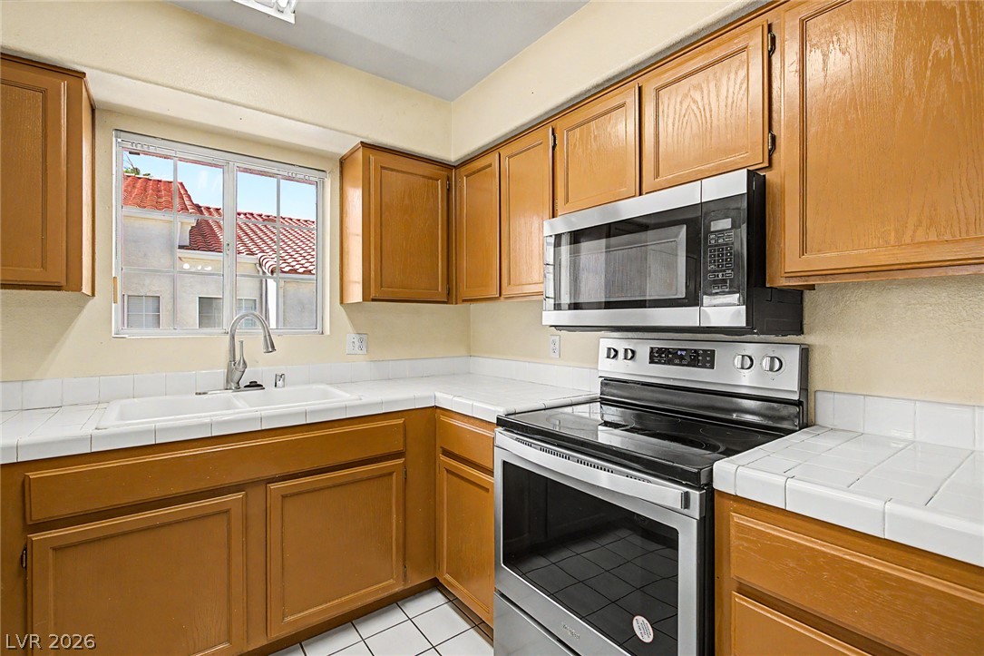 2725 South Nellis Boulevard 2068 Las Vegas NV 89121