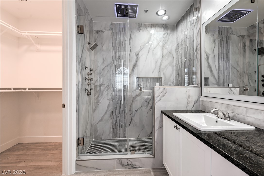 2405 West Serene Avenue 717 Las Vegas NV 89123