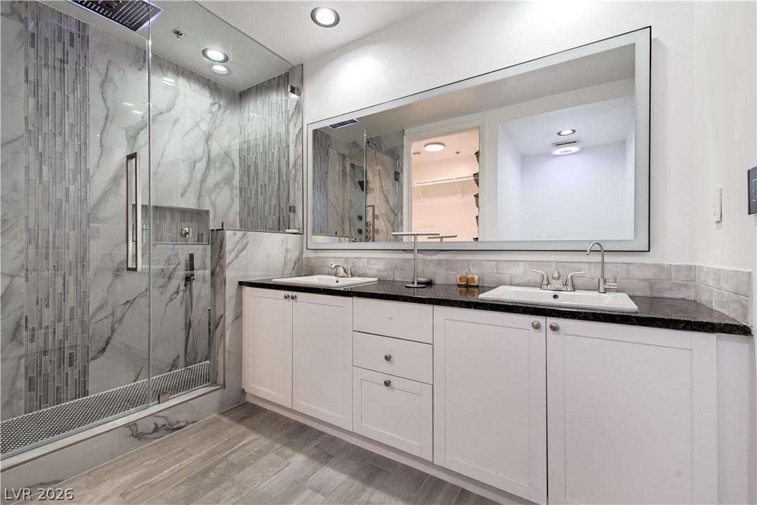 2405 West Serene Avenue 717 Las Vegas NV 89123