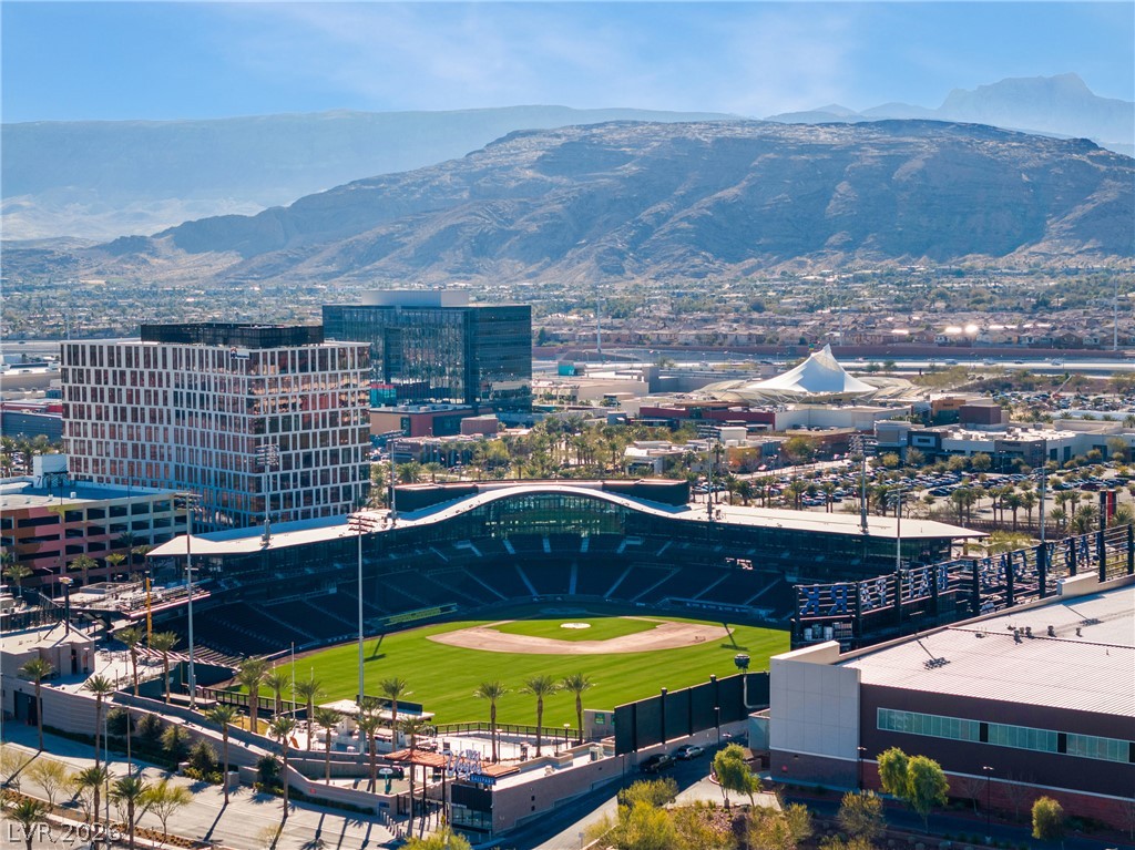 10217 King Henry Avenue 202 Las Vegas NV 89144