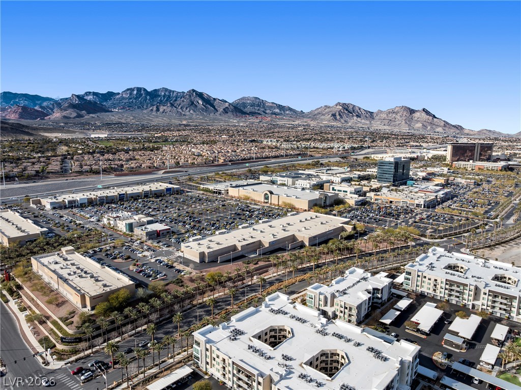 10217 King Henry Avenue 202 Las Vegas NV 89144