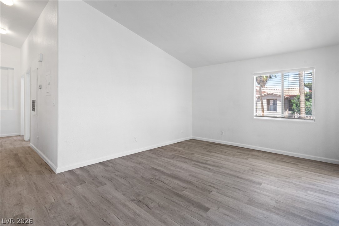2110 Los Feliz Street 2015 Las Vegas NV 89156