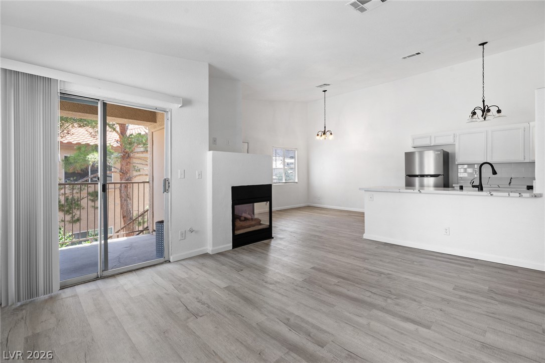 2110 Los Feliz Street 2015 Las Vegas NV 89156