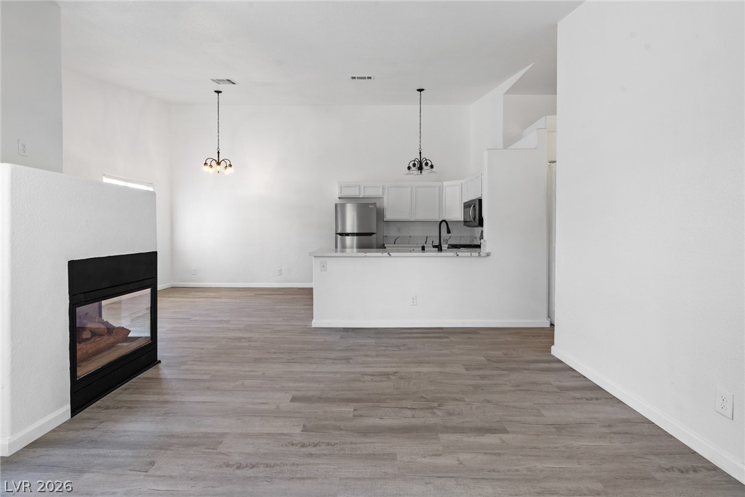 2110 Los Feliz Street 2015 Las Vegas NV 89156