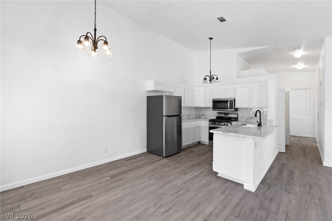 2110 Los Feliz Street 2015 Las Vegas NV 89156