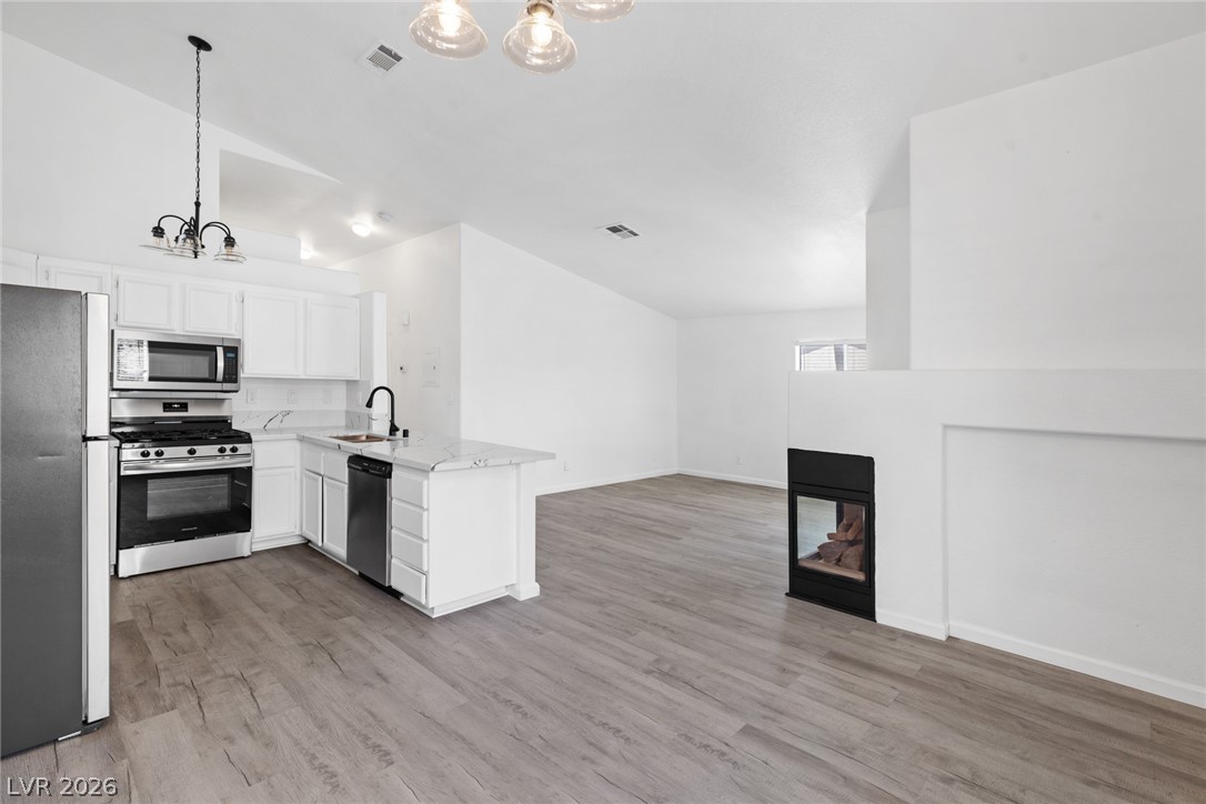 2110 Los Feliz Street 2015 Las Vegas NV 89156