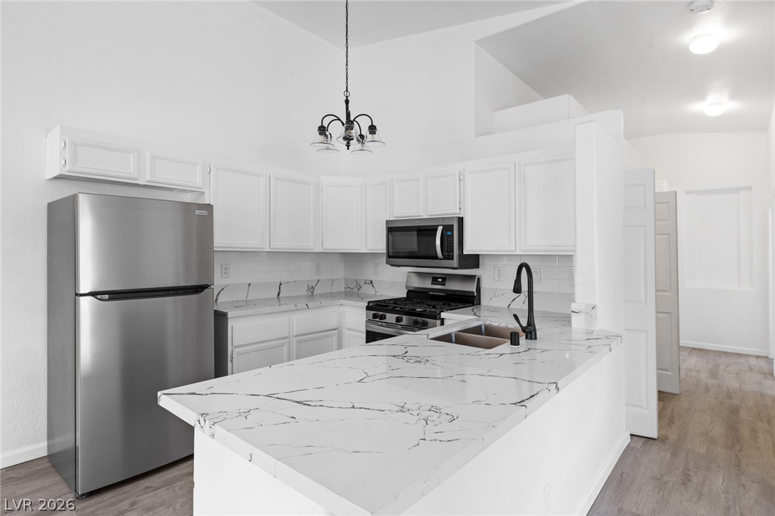 2110 Los Feliz Street 2015 Las Vegas NV 89156