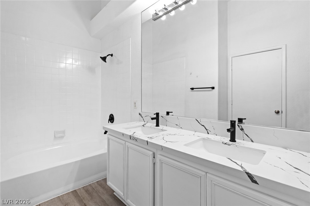 2110 Los Feliz Street 2015 Las Vegas NV 89156