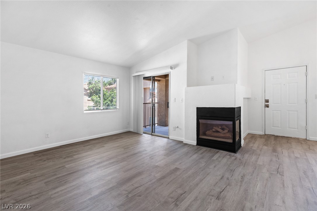2110 Los Feliz Street 2015 Las Vegas NV 89156
