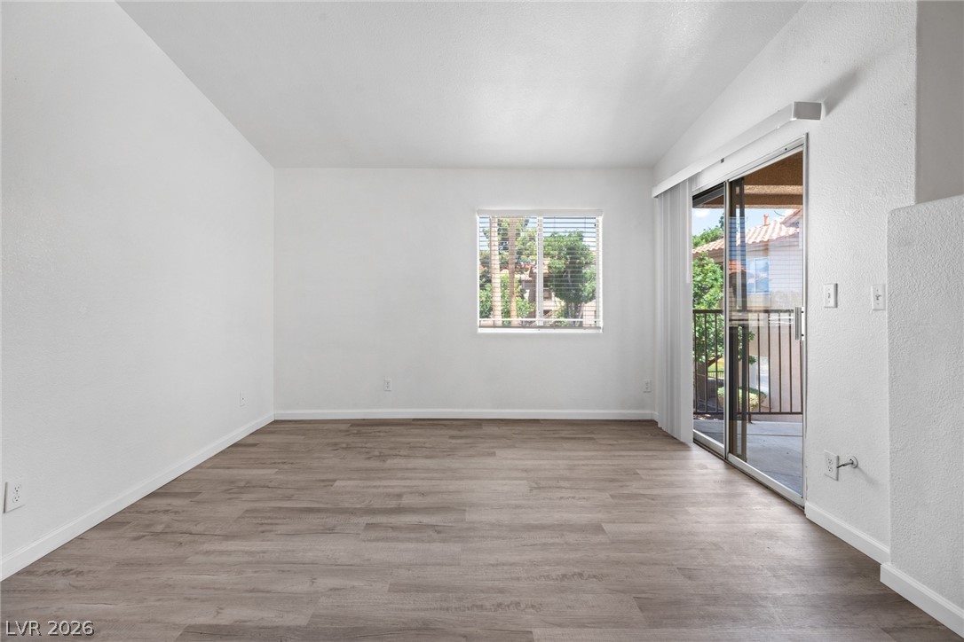 2110 Los Feliz Street 2015 Las Vegas NV 89156