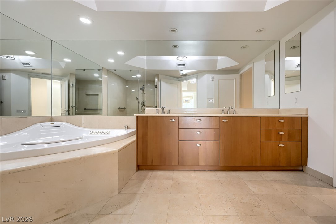 2777 Paradise Road 1002 Las Vegas NV 89109