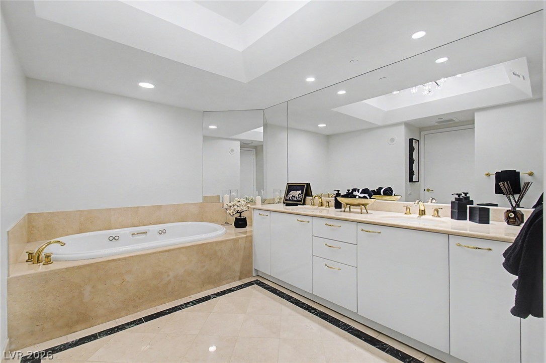 2877 Paradise Road 906 Las Vegas NV 89109