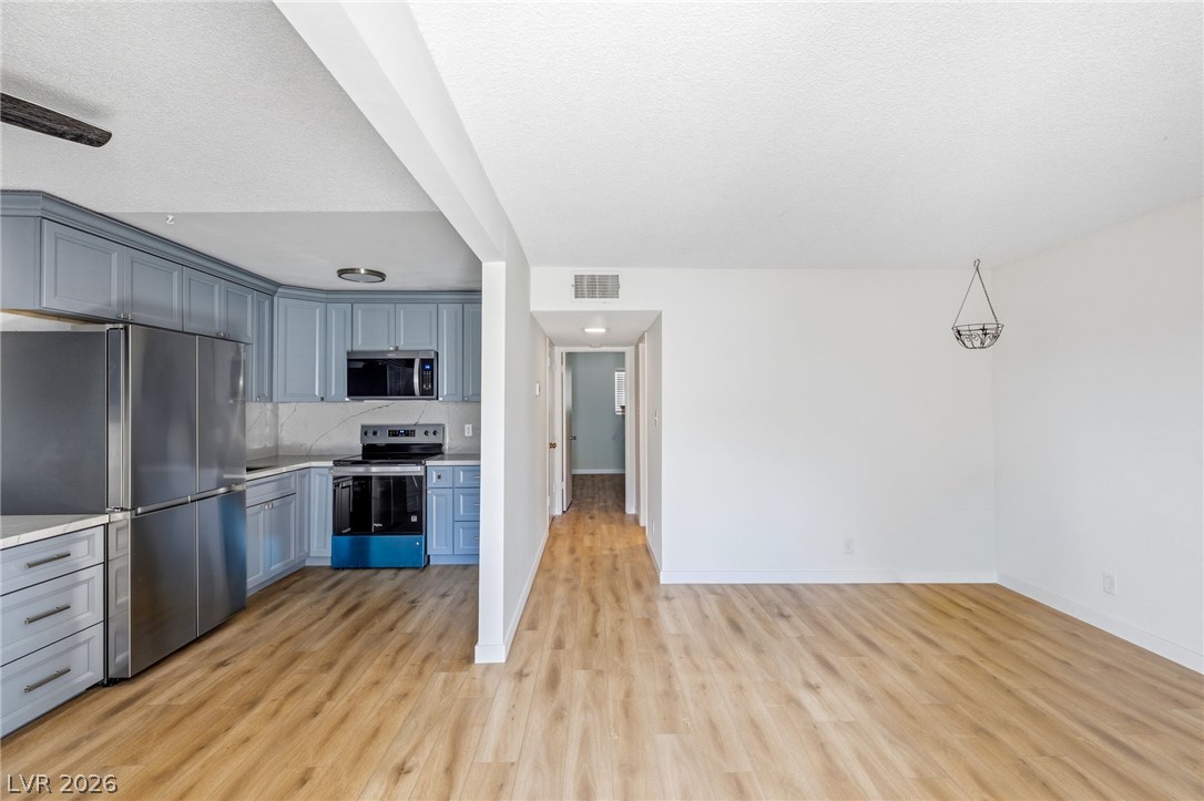 208 Orland Street 10 Las Vegas NV 89107