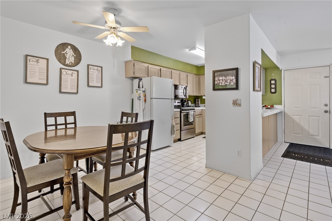 2725 South Nellis Boulevard 2137 Las Vegas NV 89121