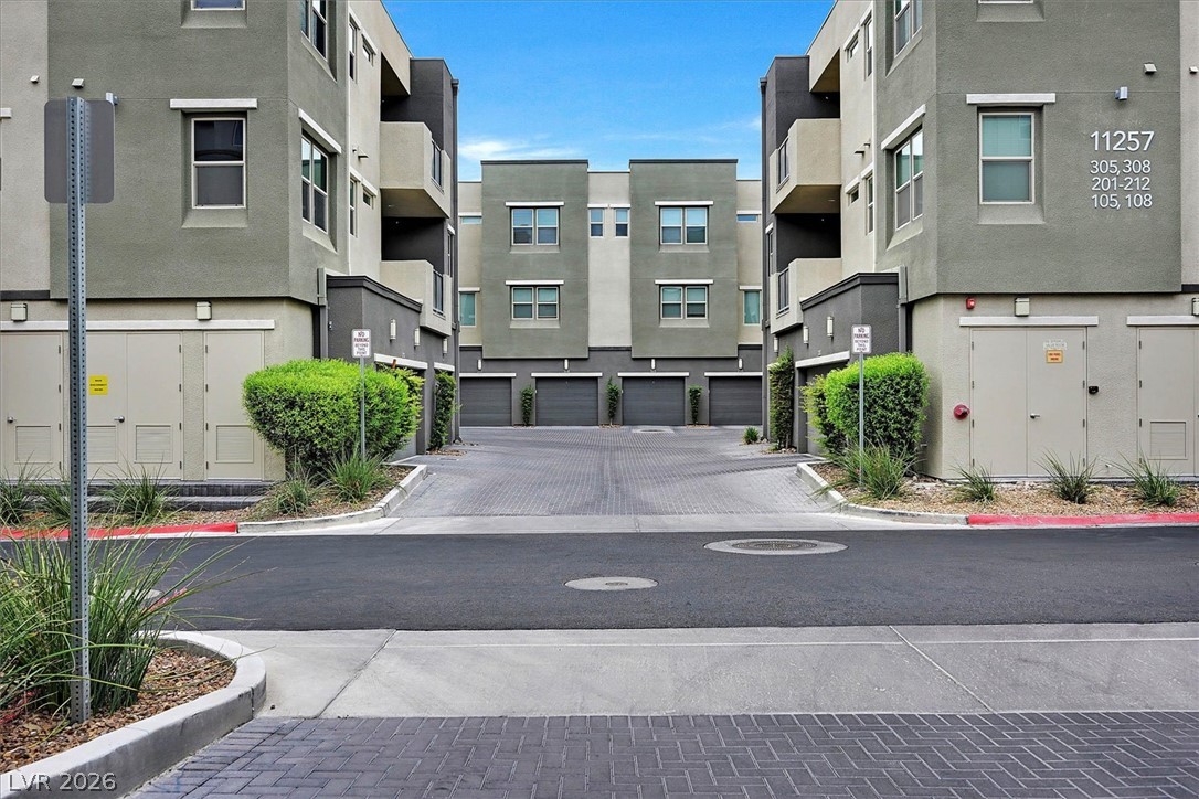 11257 Rainbow Peak Avenue 209 Las Vegas NV 89135