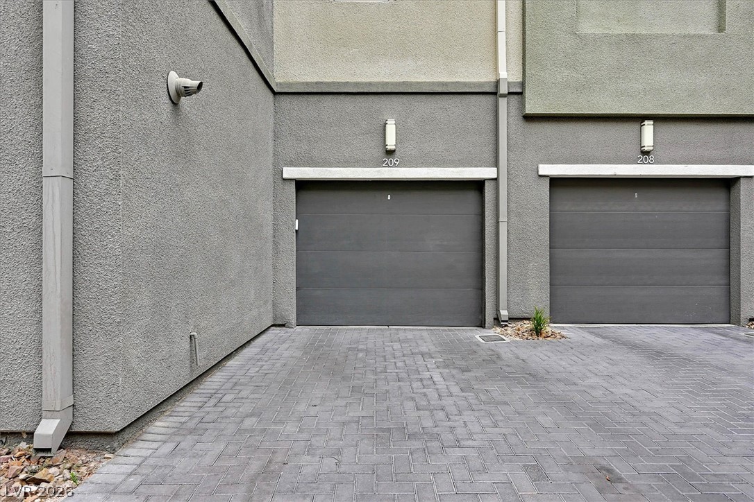 11257 Rainbow Peak Avenue 209 Las Vegas NV 89135