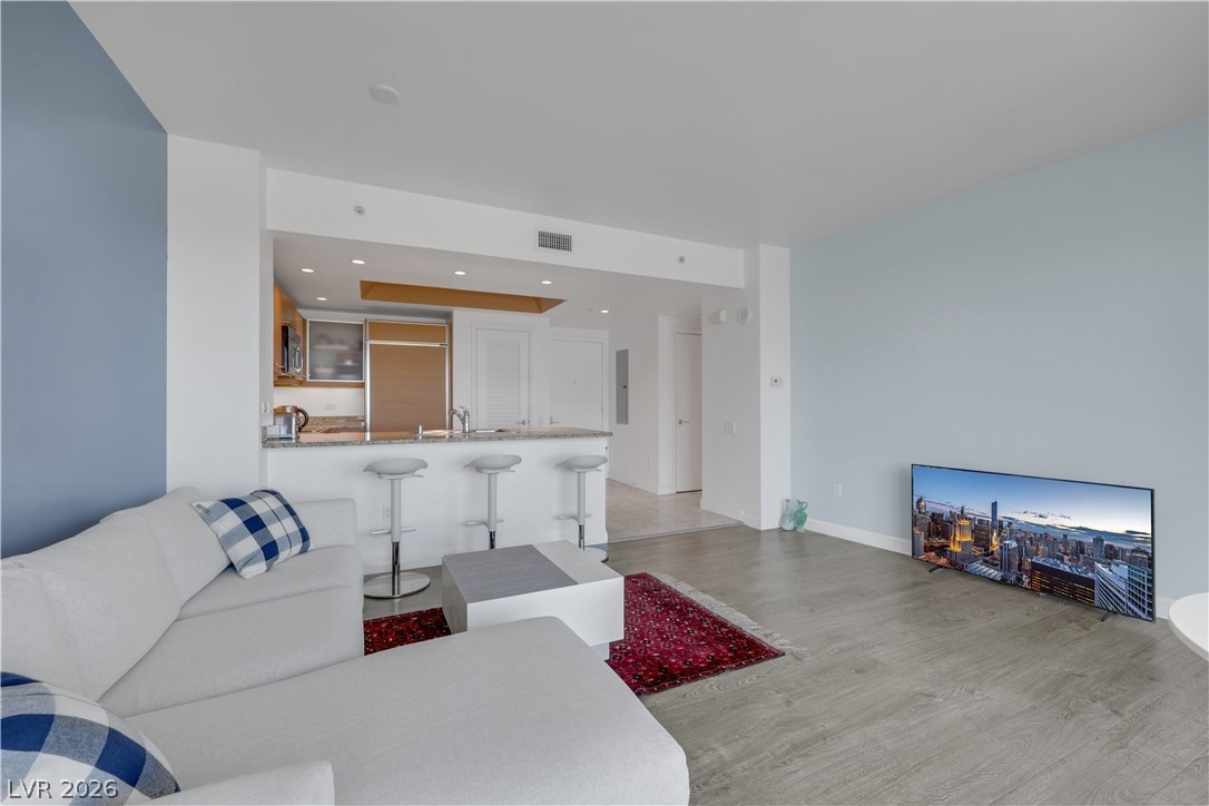 322 Karen Avenue 1604 Las Vegas NV 89109