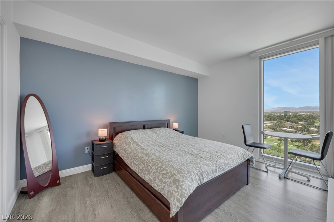 322 Karen Avenue 1604 Las Vegas NV 89109