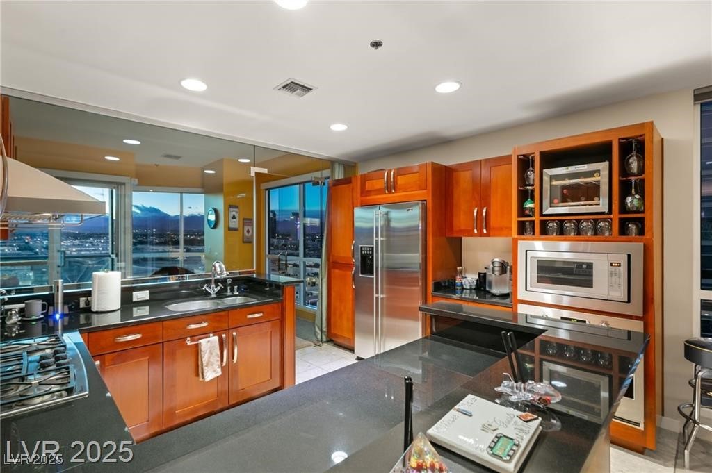 4525 Dean Martin Drive 1500 Las Vegas NV 89103