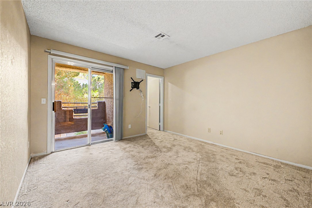 6873 Tamarus Street 203 Las Vegas NV 89119