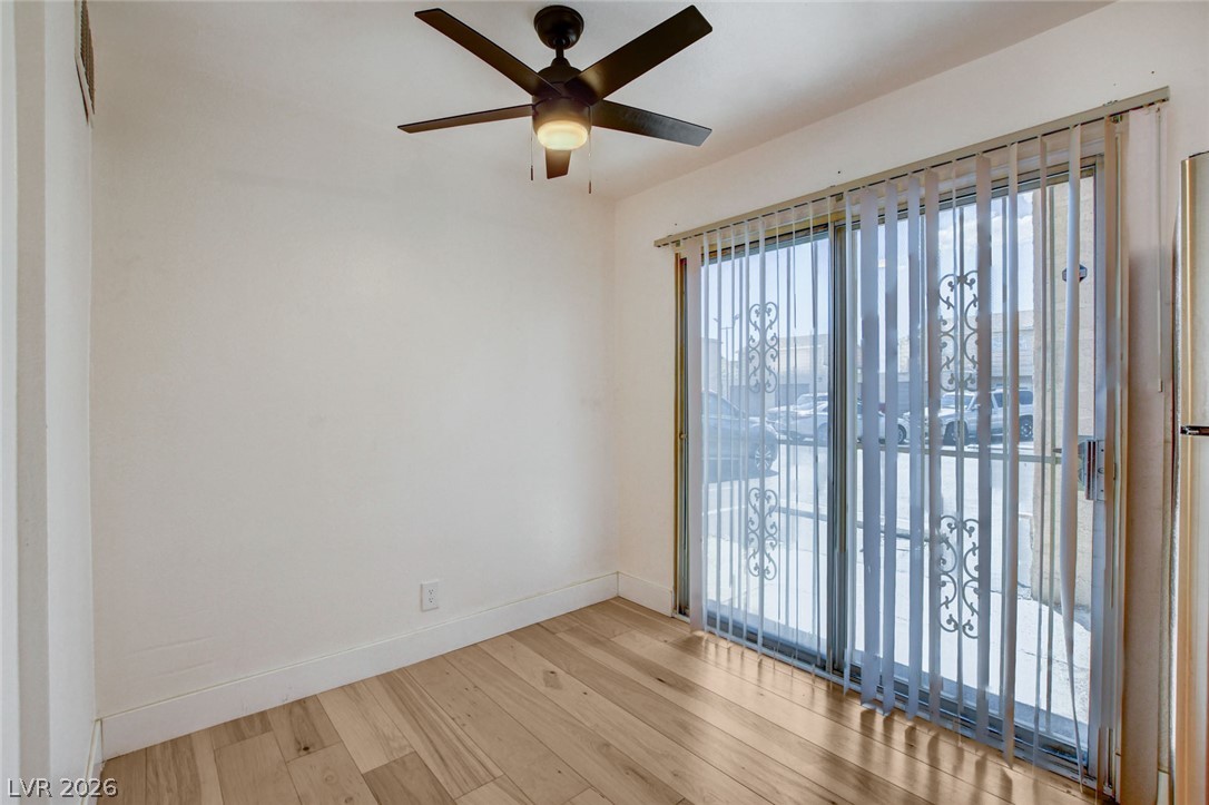 5198 Garden Lane D Las Vegas NV 89119