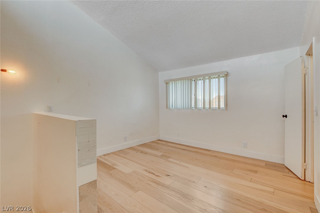 5198 Garden Lane D Las Vegas NV 89119