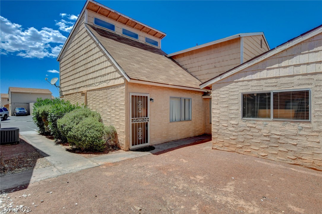 5198 Garden Lane D Las Vegas NV 89119