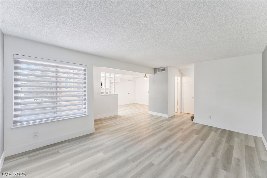 579 Roxella Lane B Las Vegas NV 89110