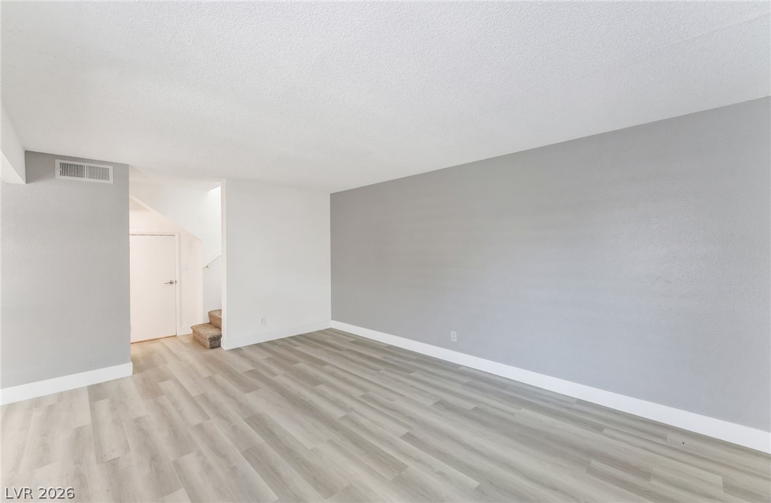579 Roxella Lane B Las Vegas NV 89110