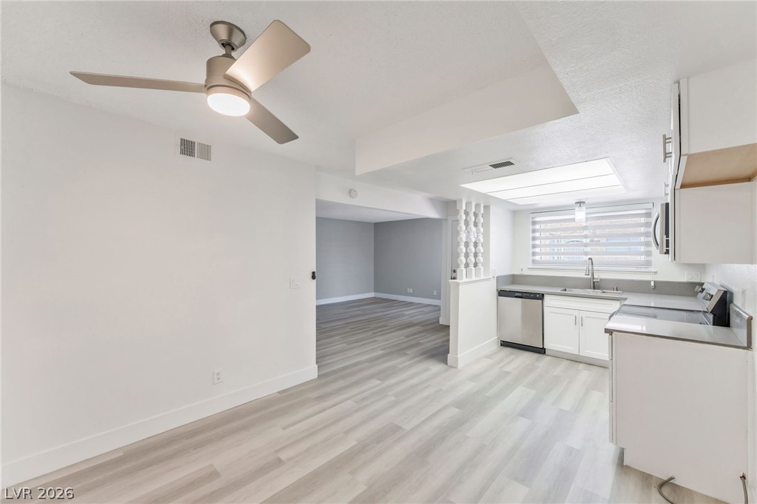 579 Roxella Lane B Las Vegas NV 89110