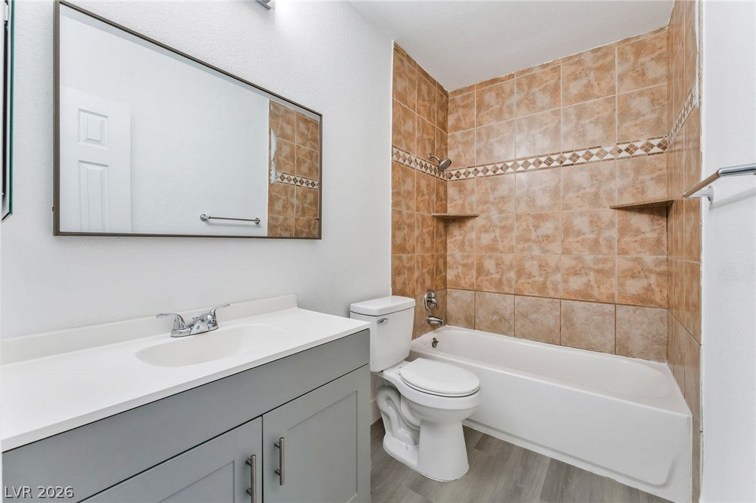 579 Roxella Lane B Las Vegas NV 89110