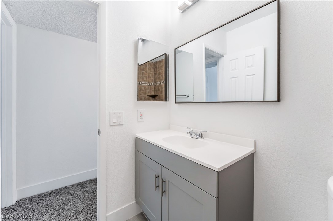 579 Roxella Lane B Las Vegas NV 89110