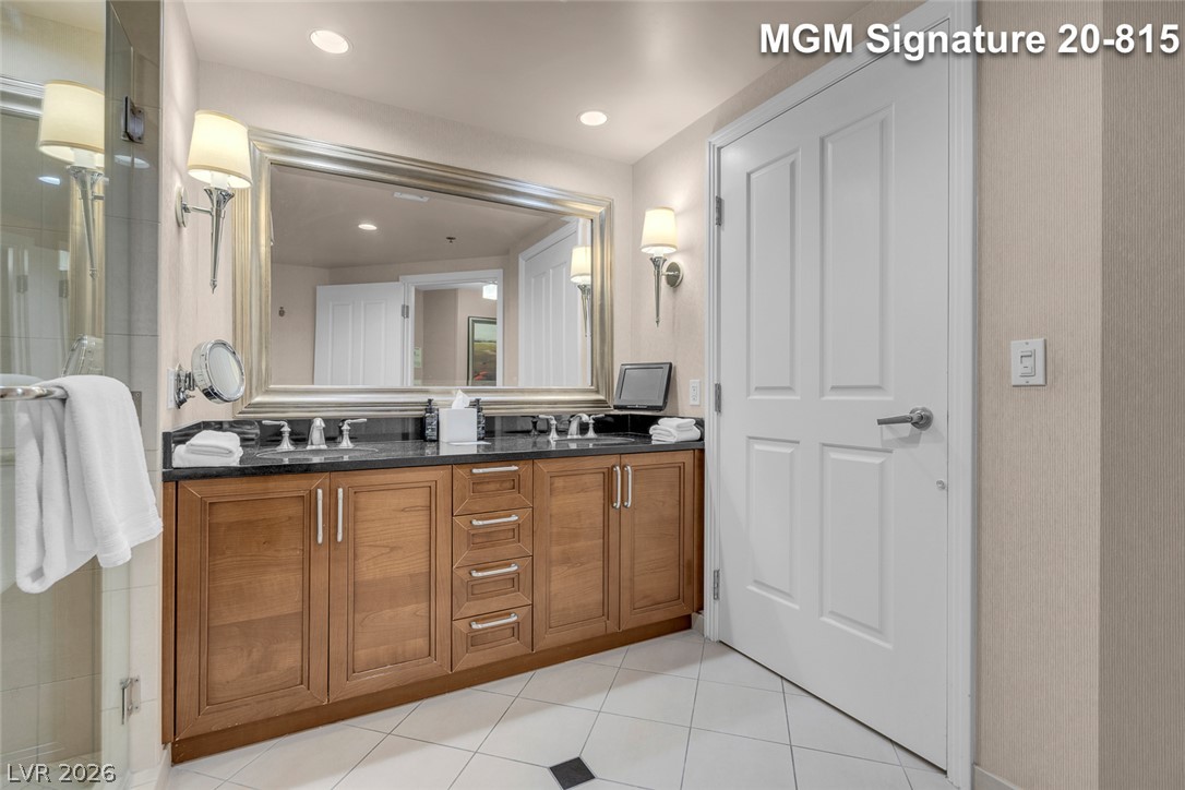 125 East Harmon Avenue 2015 Las Vegas NV 89109