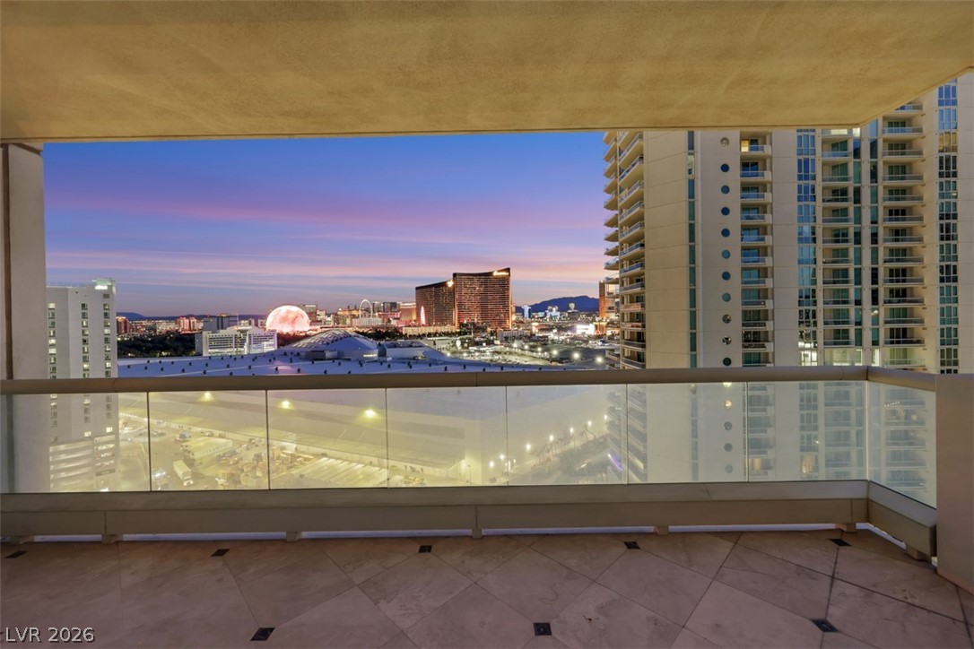 2857 Paradise Road 2006 Las Vegas NV 89109