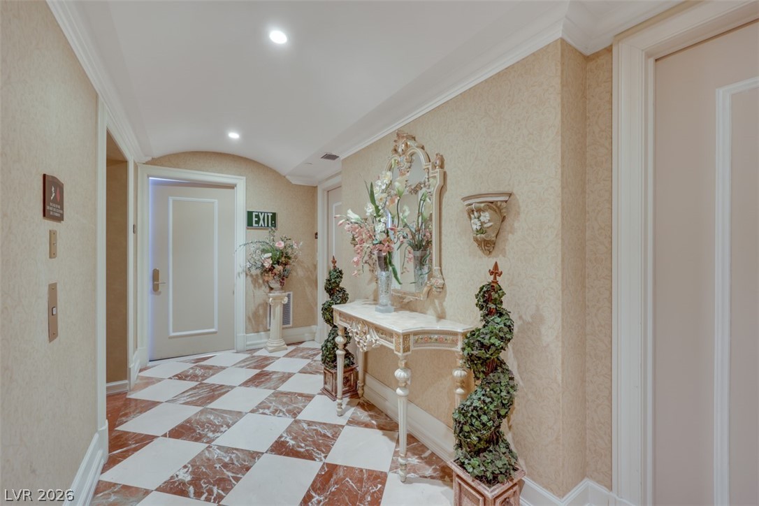 2857 Paradise Road 2006 Las Vegas NV 89109