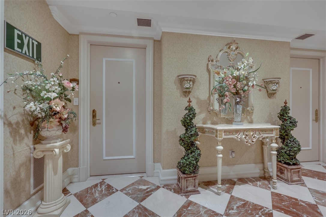 2857 Paradise Road 2006 Las Vegas NV 89109