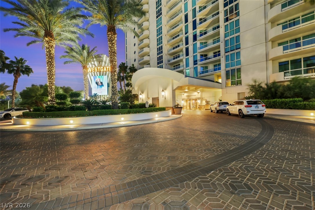 2857 Paradise Road 2006 Las Vegas NV 89109