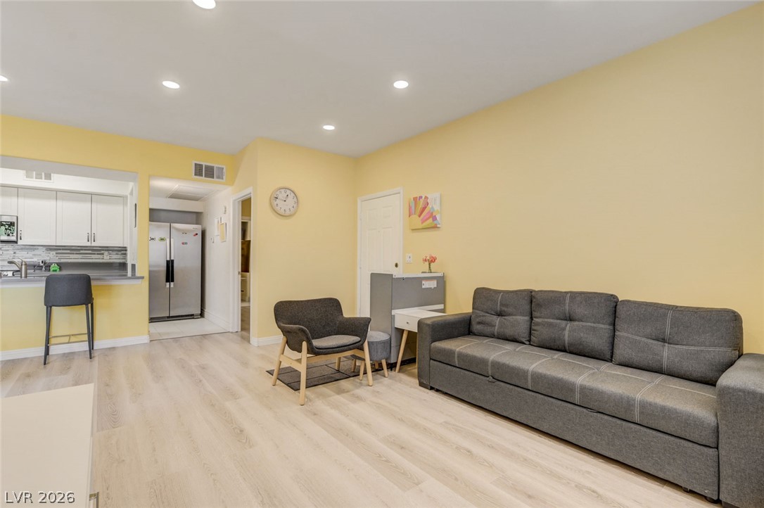 8000 Badura Avenue 1035 Las Vegas NV 89113