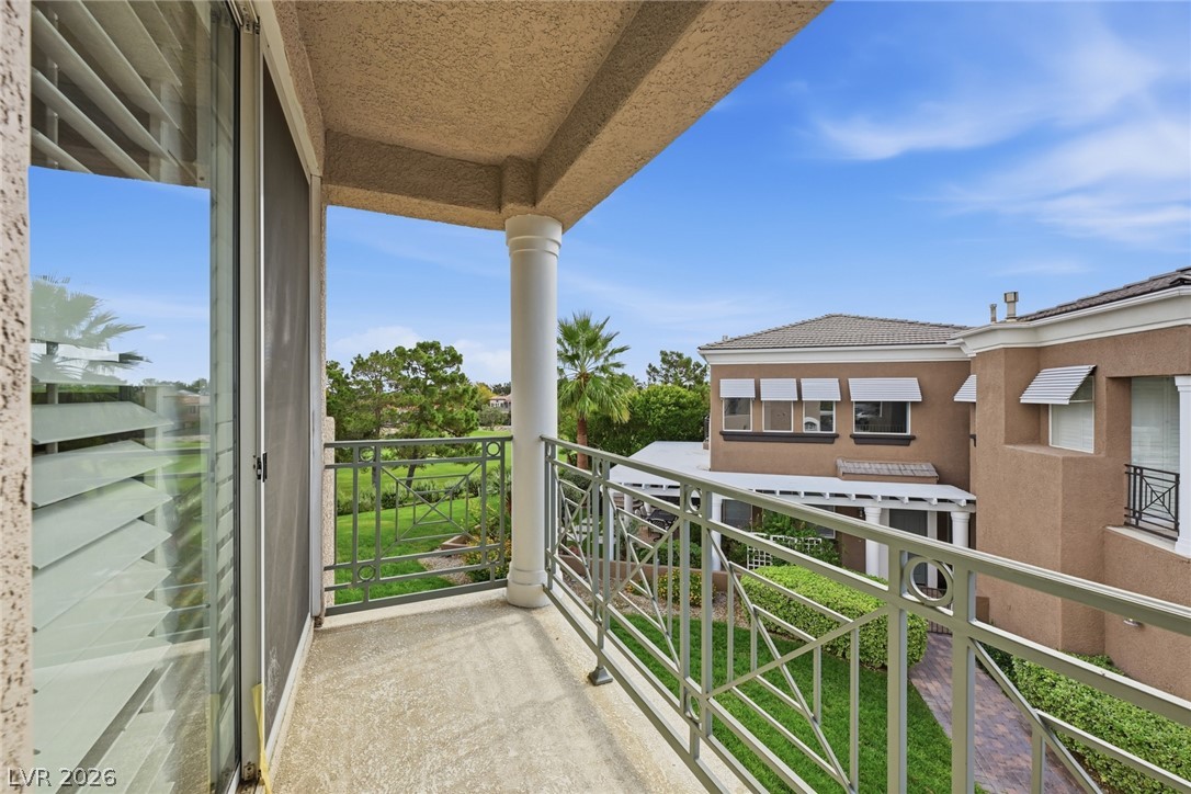 9112 Vista Greens Way 106 Las Vegas NV 89134