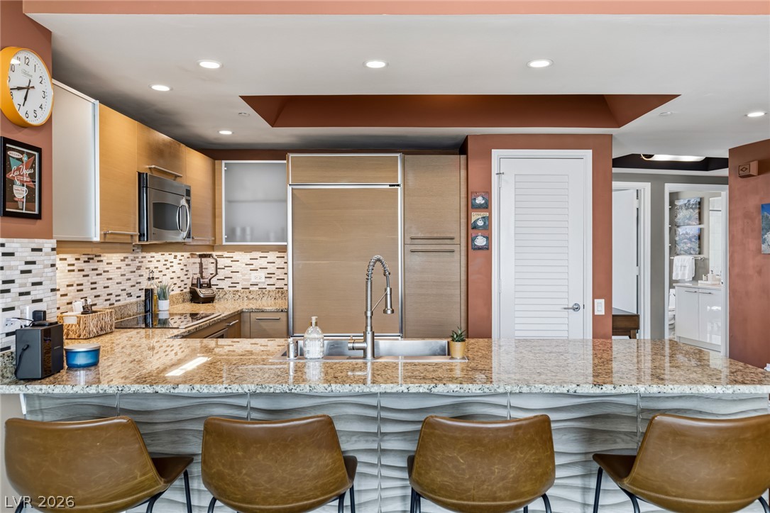 222 Karen Avenue 2701 Las Vegas NV 89109