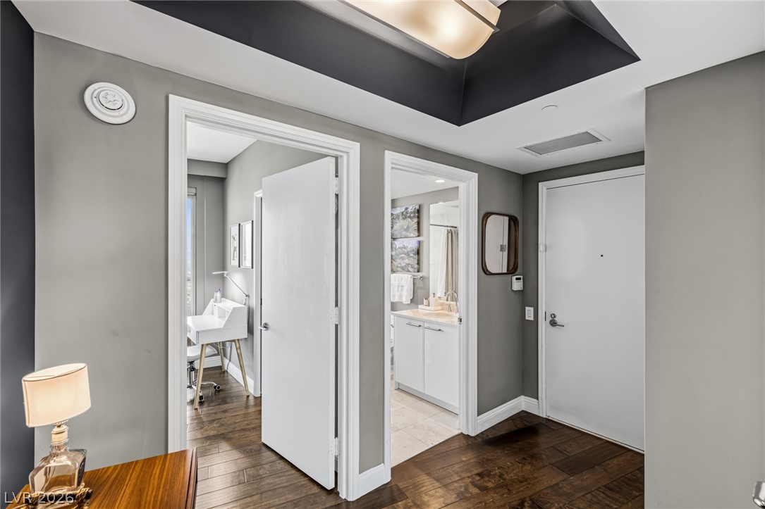 222 Karen Avenue 2701 Las Vegas NV 89109