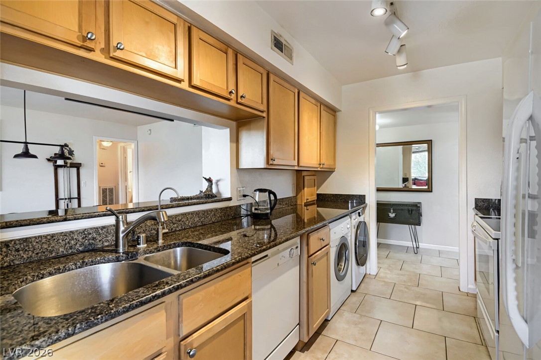 2843 Geary Place 3108 Las Vegas NV 89109